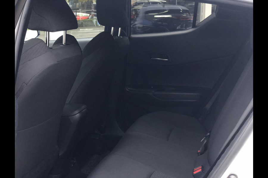 Toyota C-HR 1.8 Hybrid Dynamic | Navi, Camera, Stoelverw., Cruise, Lane Assist, Climate | Goed onderhouden! |