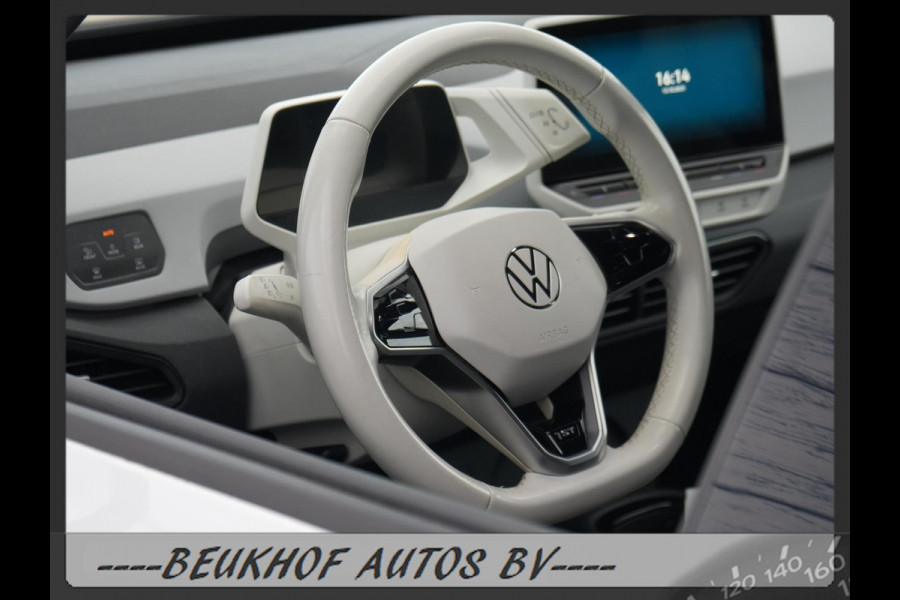 Volkswagen ID.3 First Plus 58 kWh Trekhaak Carplay Soh 94% Volkswagen ID.3 First Plus 58 kWh Trekhaak Carplay Soh 94%