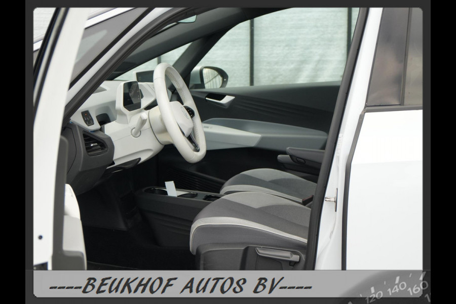 Volkswagen ID.3 First Plus 58 kWh Trekhaak Carplay Soh 94% Volkswagen ID.3 First Plus 58 kWh Trekhaak Carplay Soh 94%