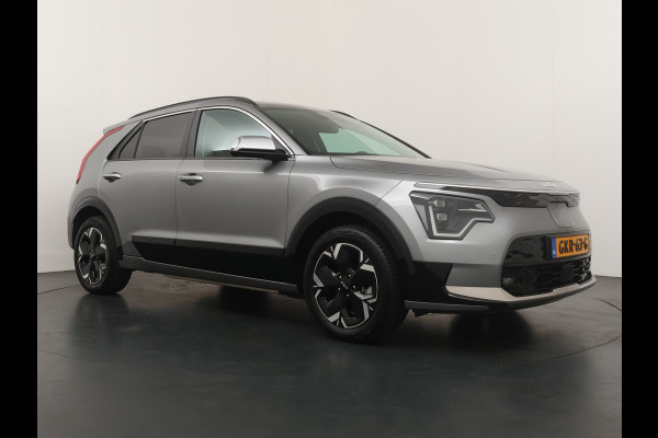 Kia Niro EV DynamicPlusLine 64.8 kWh - Navigatie - Stoel/Stuurverwarming - Adaptief Cruise Control - Schuif/Kanteldak - Fabrieksgarantie Tot 2031 Kia Niro EV DynamicPlusLine 64.8 kWh - Navigatie - Stoel/Stuurverwarming - Adaptief Cruise Control - Schuif/Kanteldak - Fabrieksgarantie Tot 2031