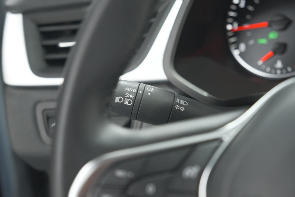 Renault Captur TCe 90 Zen | Camera | Apple Carplay | Parkeersensoren | Navigatie Renault Captur TCe 90 Zen | Camera | Apple Carplay | Parkeersensoren | Navigatie