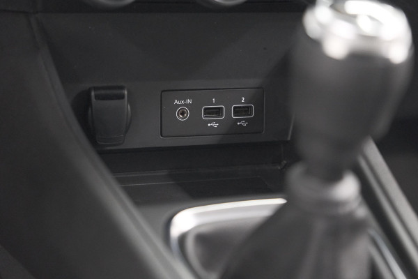 Renault Captur TCe 90 Zen | Camera | Apple Carplay | Parkeersensoren | Navigatie Renault Captur TCe 90 Zen | Camera | Apple Carplay | Parkeersensoren | Navigatie