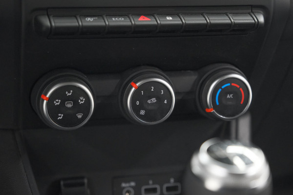 Renault Captur TCe 90 Zen | Camera | Apple Carplay | Parkeersensoren | Navigatie Renault Captur TCe 90 Zen | Camera | Apple Carplay | Parkeersensoren | Navigatie