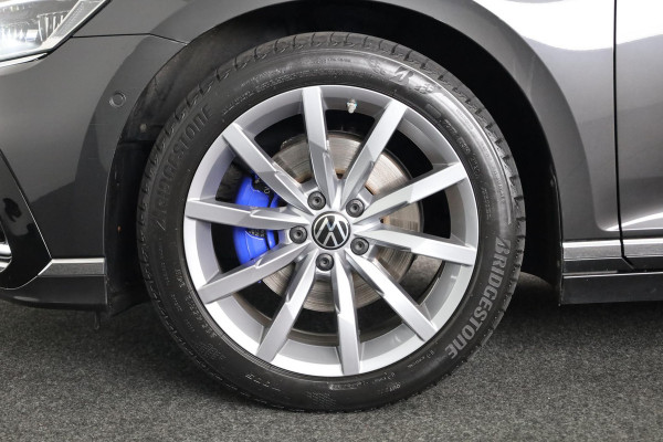 Volkswagen Passat Variant 1.4 TSI PHEV GTE Business 218 pk Automaat (DSG) | Trekhaak | Panoramadak | Parkeersensoren (Park assist) | Achteruitrijcamera | Adaptieve cruise control | Stoelverwarming | Volkswagen Passat Variant 1.4 TSI PHEV GTE Business 218 pk Automaat (DSG) | Trekhaak | Panoramadak | Parkeersensoren (Park assist) | Achteruitrijcamera | Adaptieve cruise control | Stoelverwarming |