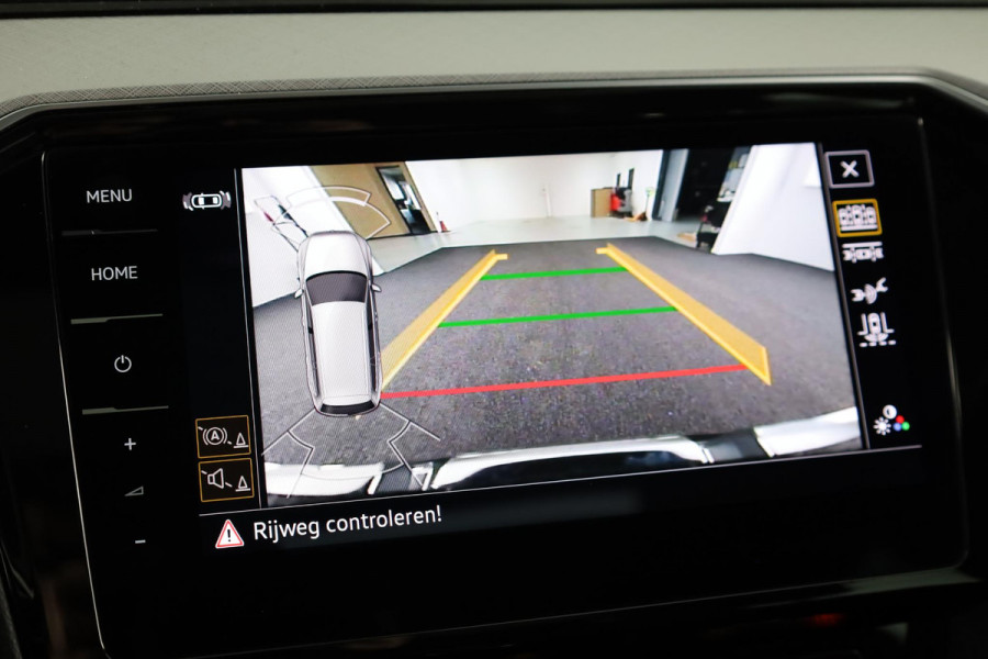 Volkswagen Passat Variant 1.4 TSI PHEV GTE Business 218 pk Automaat (DSG) | Trekhaak | Panoramadak | Parkeersensoren (Park assist) | Achteruitrijcamera | Adaptieve cruise control | Stoelverwarming | Volkswagen Passat Variant 1.4 TSI PHEV GTE Business 218 pk Automaat (DSG) | Trekhaak | Panoramadak | Parkeersensoren (Park assist) | Achteruitrijcamera | Adaptieve cruise control | Stoelverwarming |