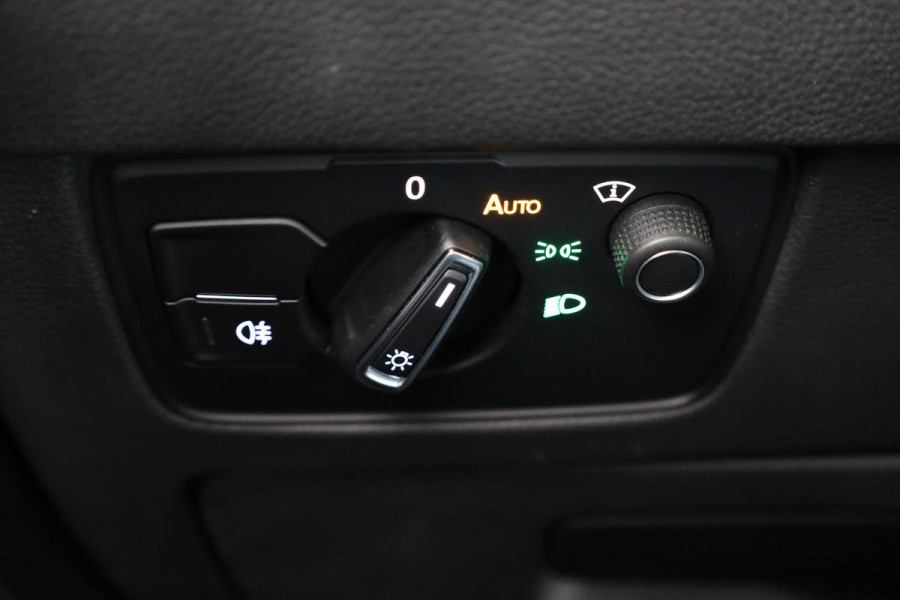 Volkswagen Passat Variant 1.4 TSI PHEV GTE Business 218 pk Automaat (DSG) | Trekhaak | Panoramadak | Parkeersensoren (Park assist) | Achteruitrijcamera | Adaptieve cruise control | Stoelverwarming | Volkswagen Passat Variant 1.4 TSI PHEV GTE Business 218 pk Automaat (DSG) | Trekhaak | Panoramadak | Parkeersensoren (Park assist) | Achteruitrijcamera | Adaptieve cruise control | Stoelverwarming |