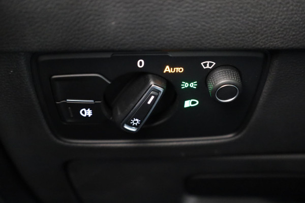 Volkswagen Passat Variant 1.4 TSI PHEV GTE Business 218 pk Automaat (DSG) | Trekhaak | Panoramadak | Parkeersensoren (Park assist) | Achteruitrijcamera | Adaptieve cruise control | Stoelverwarming | Volkswagen Passat Variant 1.4 TSI PHEV GTE Business 218 pk Automaat (DSG) | Trekhaak | Panoramadak | Parkeersensoren (Park assist) | Achteruitrijcamera | Adaptieve cruise control | Stoelverwarming |