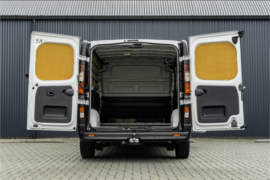 Nissan Primastar **dCi | L2H1 | Automaat | LED | PDC | Cruise | Airco | Euro 6** Nissan Primastar **dCi | L2H1 | Automaat | LED | PDC | Cruise | Airco | Euro 6**