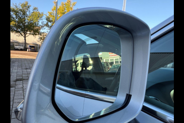 Volvo XC90 2.0 T6 AWD 310PK INSCRIPTION 2018 PANO LEDER CARPLAY LUXE