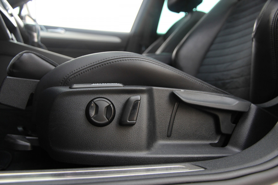 Volkswagen Passat Variant 1.4 TSI GTE Highline Orig. NL | Massage | Carplay | ACC | Keyless | Camera Volkswagen Passat Variant 1.4 TSI GTE Highline Orig. NL | Massage | Carplay | ACC | Keyless | Camera