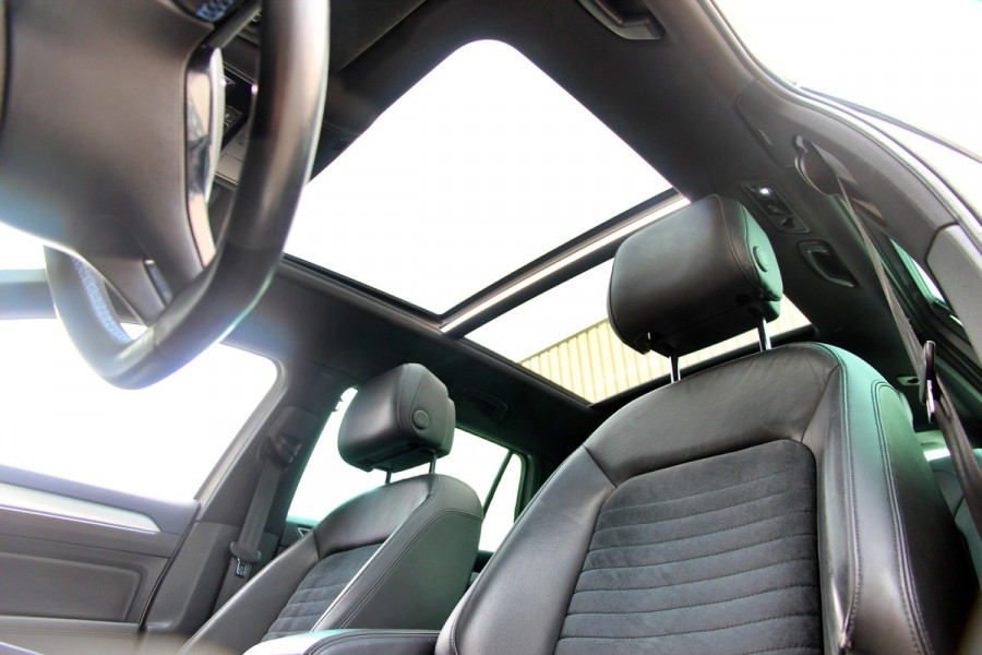 Volkswagen Passat Variant 1.4 TSI GTE Highline Orig. NL | Massage | Carplay | ACC | Keyless | Camera Volkswagen Passat Variant 1.4 TSI GTE Highline Orig. NL | Massage | Carplay | ACC | Keyless | Camera