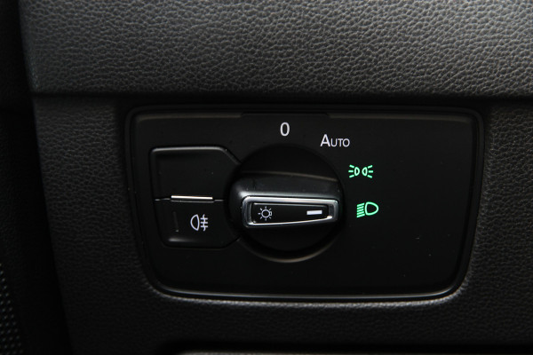 Volkswagen Passat Variant 1.4 TSI GTE Highline Orig. NL | Massage | Carplay | ACC | Keyless | Camera Volkswagen Passat Variant 1.4 TSI GTE Highline Orig. NL | Massage | Carplay | ACC | Keyless | Camera