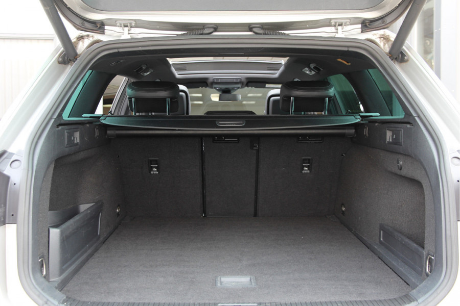 Volkswagen Passat Variant 1.4 TSI GTE Highline Orig. NL | Massage | Carplay | ACC | Keyless | Camera Volkswagen Passat Variant 1.4 TSI GTE Highline Orig. NL | Massage | Carplay | ACC | Keyless | Camera