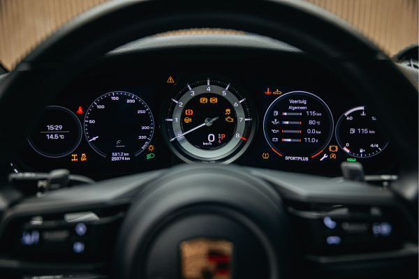 Porsche 911 3.0 Carrera 4 | Sport chrono | verwarmde en verkoelde sportstoelen | schuif-/kanteldak |