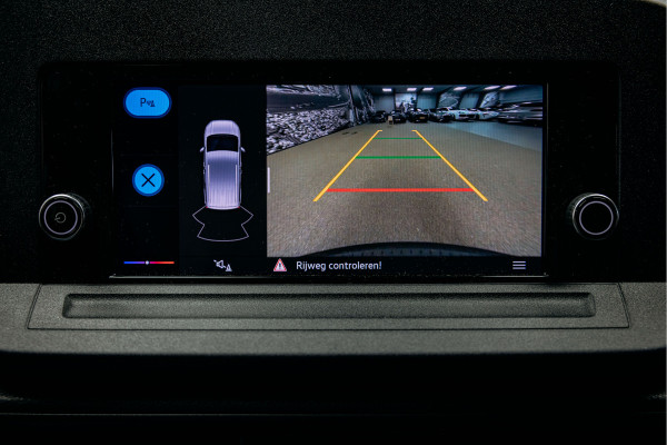 Volkswagen Caddy Cargo 2.0 TDI | Achteruitrijcamera | 17'' nieuwe velgen | Apple Carplay | Multifunctioneel stuurwiel |