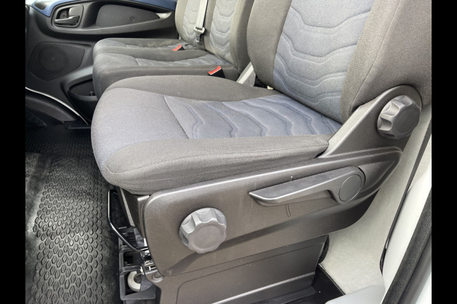 Iveco Daily 35S14V 2.3 Himatic automaat 410 L4H2 / vaste prijs rijklaar € 23.950 ex btw / euro 6 / lease vanaf € 391 / laadruimte 470cm lang / trekhaak 3500 kg! / cruise en climate control Iveco Daily 35S14V 2.3 Himatic automaat 410 L4H2 / vaste prijs rijklaar € 23.950 ex btw / euro 6 / lease vanaf € 391 / laadruimte 470cm lang / trekhaak 3500 kg! / cruise en climate control