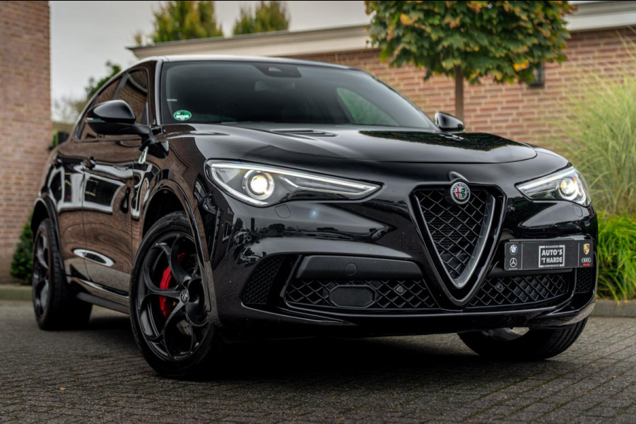 Alfa Romeo Stelvio 2.9 V6 AWD Quadrifoglio 510 PK Adaptive Cruise Harman Kardon Keyless 20'' Alfa Romeo Stelvio 2.9 V6 AWD Quadrifoglio 510 PK Adaptive Cruise Harman Kardon Keyless 20''