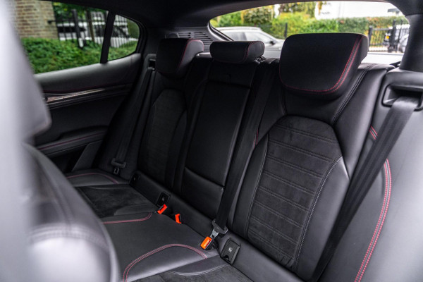 Alfa Romeo Stelvio 2.9 V6 AWD Quadrifoglio 510 PK Adaptive Cruise Harman Kardon Keyless 20'' Alfa Romeo Stelvio 2.9 V6 AWD Quadrifoglio 510 PK Adaptive Cruise Harman Kardon Keyless 20''