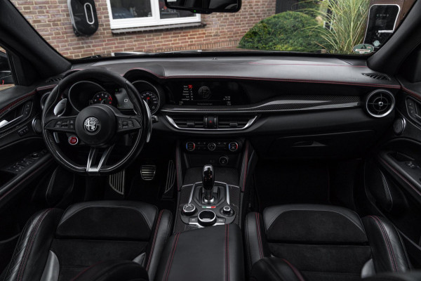 Alfa Romeo Stelvio 2.9 V6 AWD Quadrifoglio 510 PK Adaptive Cruise Harman Kardon Keyless 20'' Alfa Romeo Stelvio 2.9 V6 AWD Quadrifoglio 510 PK Adaptive Cruise Harman Kardon Keyless 20''
