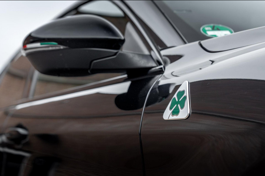 Alfa Romeo Stelvio 2.9 V6 AWD Quadrifoglio 510 PK Adaptive Cruise Harman Kardon Keyless 20'' Alfa Romeo Stelvio 2.9 V6 AWD Quadrifoglio 510 PK Adaptive Cruise Harman Kardon Keyless 20''