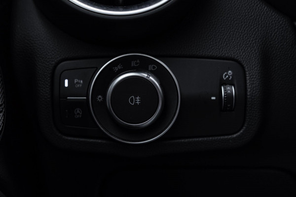 Alfa Romeo Stelvio 2.9 V6 AWD Quadrifoglio 510 PK Adaptive Cruise Harman Kardon Keyless 20'' Alfa Romeo Stelvio 2.9 V6 AWD Quadrifoglio 510 PK Adaptive Cruise Harman Kardon Keyless 20''