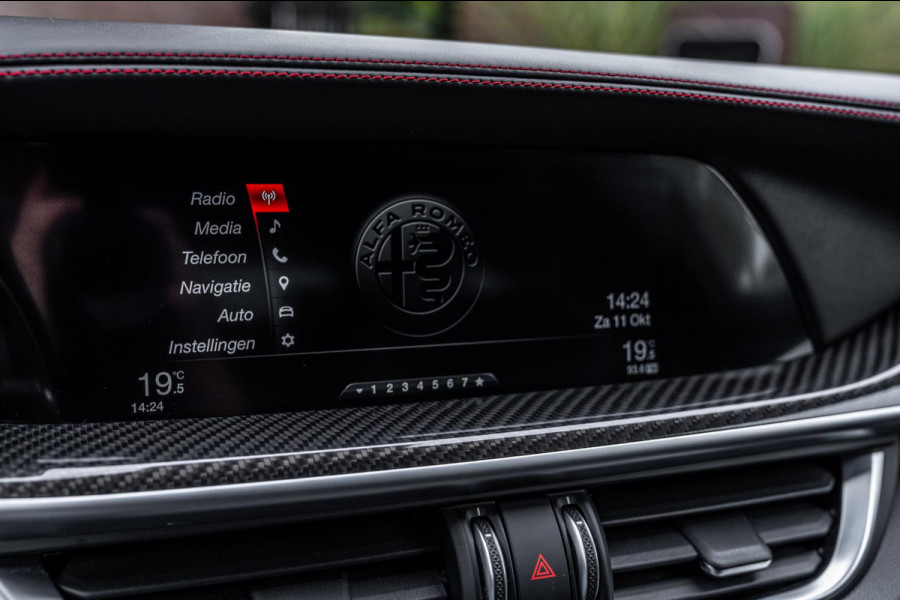 Alfa Romeo Stelvio 2.9 V6 AWD Quadrifoglio 510 PK Adaptive Cruise Harman Kardon Keyless 20'' Alfa Romeo Stelvio 2.9 V6 AWD Quadrifoglio 510 PK Adaptive Cruise Harman Kardon Keyless 20''