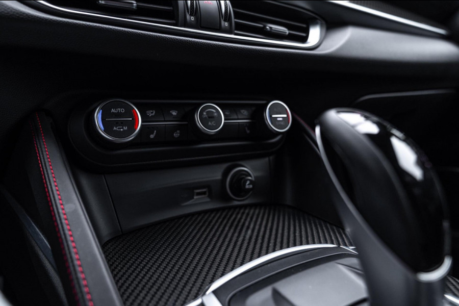 Alfa Romeo Stelvio 2.9 V6 AWD Quadrifoglio 510 PK Adaptive Cruise Harman Kardon Keyless 20'' Alfa Romeo Stelvio 2.9 V6 AWD Quadrifoglio 510 PK Adaptive Cruise Harman Kardon Keyless 20''