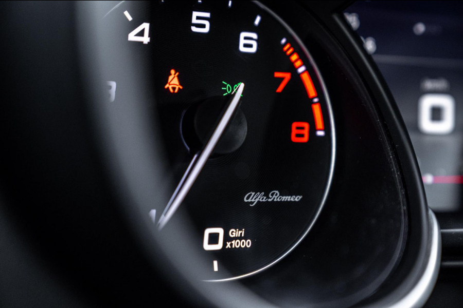 Alfa Romeo Stelvio 2.9 V6 AWD Quadrifoglio 510 PK Adaptive Cruise Harman Kardon Keyless 20'' Alfa Romeo Stelvio 2.9 V6 AWD Quadrifoglio 510 PK Adaptive Cruise Harman Kardon Keyless 20''