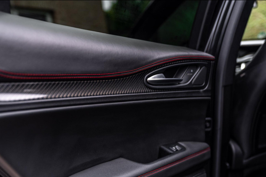 Alfa Romeo Stelvio 2.9 V6 AWD Quadrifoglio 510 PK Adaptive Cruise Harman Kardon Keyless 20'' Alfa Romeo Stelvio 2.9 V6 AWD Quadrifoglio 510 PK Adaptive Cruise Harman Kardon Keyless 20''