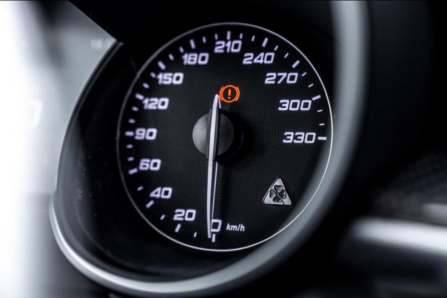 Alfa Romeo Stelvio 2.9 V6 AWD Quadrifoglio 510 PK Adaptive Cruise Harman Kardon Keyless 20'' Alfa Romeo Stelvio 2.9 V6 AWD Quadrifoglio 510 PK Adaptive Cruise Harman Kardon Keyless 20''