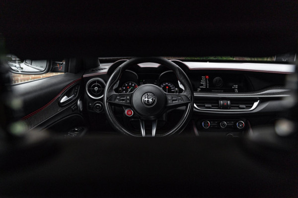 Alfa Romeo Stelvio 2.9 V6 AWD Quadrifoglio 510 PK Adaptive Cruise Harman Kardon Keyless 20'' Alfa Romeo Stelvio 2.9 V6 AWD Quadrifoglio 510 PK Adaptive Cruise Harman Kardon Keyless 20''