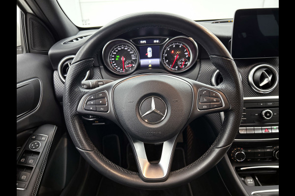 Mercedes-Benz A-Klasse 180 BlueEFFICIENCY Business (STOELVERWARMING, LED, PARKEERSENSOREN, DEALER ONDERHOUDEN, SPORTSTOELEN) Mercedes-Benz A-Klasse 180 BlueEFFICIENCY Business (STOELVERWARMING, LED, PARKEERSENSOREN, DEALER ONDERHOUDEN, SPORTSTOELEN)