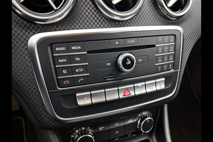 Mercedes-Benz A-Klasse 180 BlueEFFICIENCY Business (STOELVERWARMING, LED, PARKEERSENSOREN, DEALER ONDERHOUDEN, SPORTSTOELEN) Mercedes-Benz A-Klasse 180 BlueEFFICIENCY Business (STOELVERWARMING, LED, PARKEERSENSOREN, DEALER ONDERHOUDEN, SPORTSTOELEN)