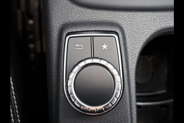 Mercedes-Benz A-Klasse 180 BlueEFFICIENCY Business (STOELVERWARMING, LED, PARKEERSENSOREN, DEALER ONDERHOUDEN, SPORTSTOELEN) Mercedes-Benz A-Klasse 180 BlueEFFICIENCY Business (STOELVERWARMING, LED, PARKEERSENSOREN, DEALER ONDERHOUDEN, SPORTSTOELEN)