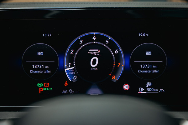 Volkswagen Tiguan 1.5 eTSI R-Line Edition | Stoelmassage | Pano | Head-Up | Stoelverwarming en verkoeling |