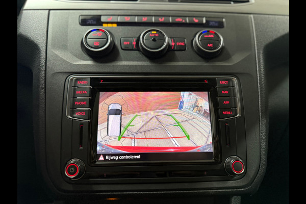 Volkswagen Caddy 1.4 TSI Edition 35 DSG | Half leer | Navigatie | Adaptive Cruise | Camera | Stoelverwarming Volkswagen Caddy 1.4 TSI Edition 35 DSG | Half leer | Navigatie | Adaptive Cruise | Camera | Stoelverwarming
