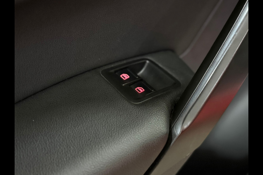 Volkswagen Caddy 1.4 TSI Edition 35 DSG | Half leer | Navigatie | Adaptive Cruise | Camera | Stoelverwarming Volkswagen Caddy 1.4 TSI Edition 35 DSG | Half leer | Navigatie | Adaptive Cruise | Camera | Stoelverwarming