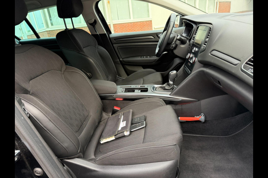 Renault MEGANE Estate 1.3 TCe INTENS 2020 AUTOMAAT 140PK NAVI APPLE CARPLAY