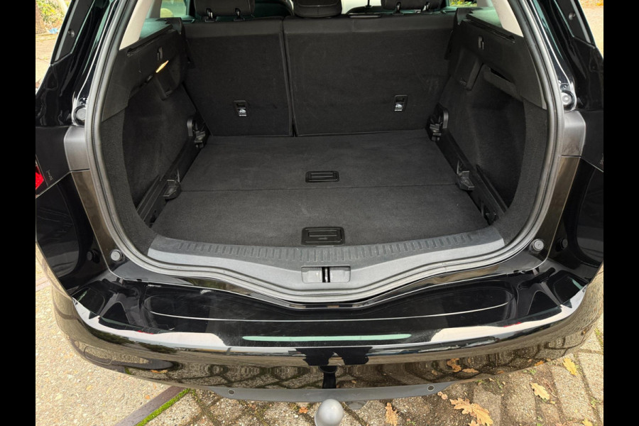 Renault MEGANE Estate 1.3 TCe INTENS 2020 AUTOMAAT 140PK NAVI APPLE CARPLAY