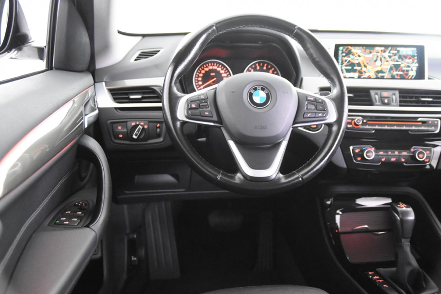 BMW X1 sDrive20i High Executive *Leer*Ambiente*Trekhaak* BMW X1 sDrive20i High Executive *Leer*Ambiente*Trekhaak*