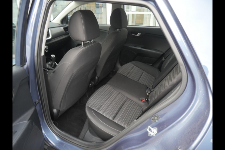 Kia Stonic 1.0 T-GDi MHEV DynamicLine | Cruise | Clima | Camera | Carplay | Navi |