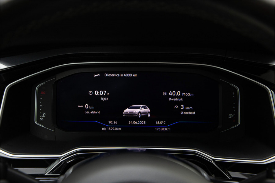 Volkswagen Polo 1.0 TSI R-Line Pano, Navi, DSG, LED 2018 Volkswagen Polo 1.0 TSI R-Line Pano, Navi, DSG, LED 2018