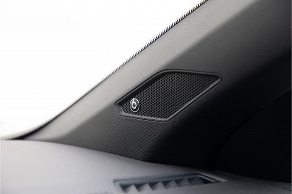 Volkswagen Polo 1.0 TSI R-Line Pano, Navi, DSG, LED 2018 Volkswagen Polo 1.0 TSI R-Line Pano, Navi, DSG, LED 2018