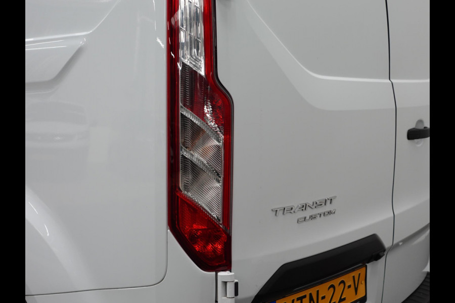 Ford Transit Custom 300 2.0 TDCI L2H1 Trend Automaat Airco Navi Bluetooth 3-Zits Camera Trekhaak Camera Ford Transit Custom 300 2.0 TDCI L2H1 Trend Automaat Airco Navi Bluetooth 3-Zits Camera Trekhaak Camera