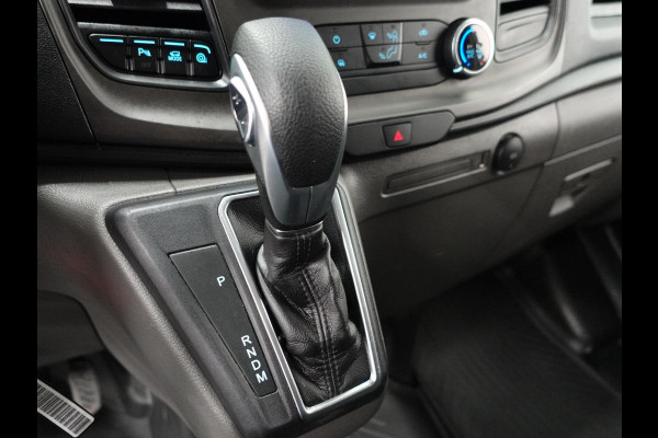 Ford Transit Custom 300 2.0 TDCI L2H1 Trend Automaat Airco Navi Bluetooth 3-Zits Camera Trekhaak Camera Ford Transit Custom 300 2.0 TDCI L2H1 Trend Automaat Airco Navi Bluetooth 3-Zits Camera Trekhaak Camera