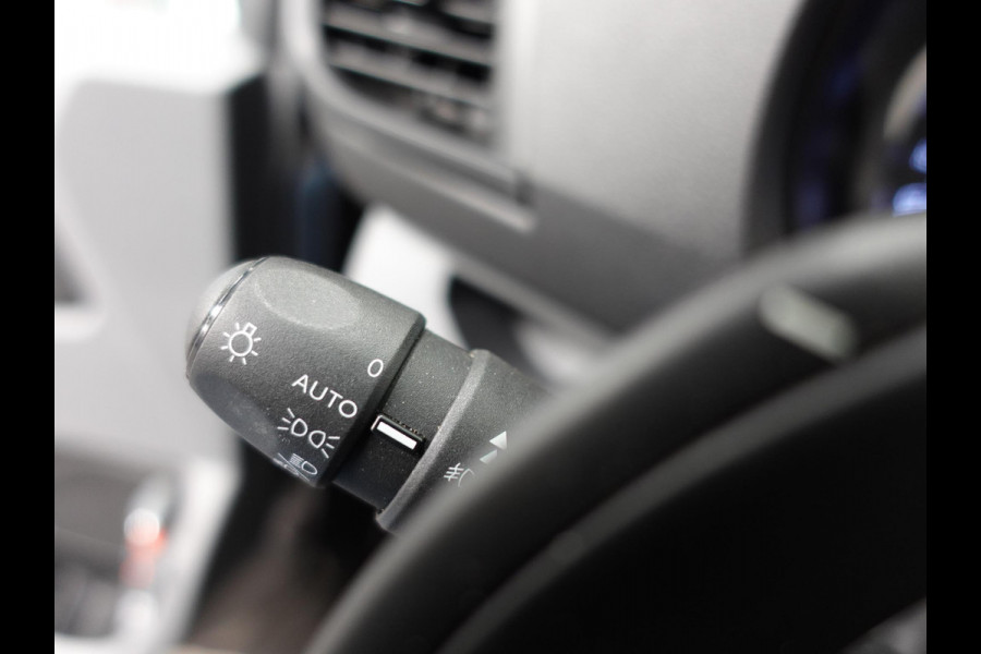 Peugeot Expert 2.0 BlueHDI 180PK Long L3H1 Premium Automaat Navigatie App-Connect Cruise Control Airco LM Velgen Euro6