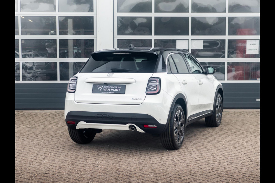 Fiat 600 1.2 Hybrid La Prima | Full Option | Bicolore | Uit voorraad leverbaar !