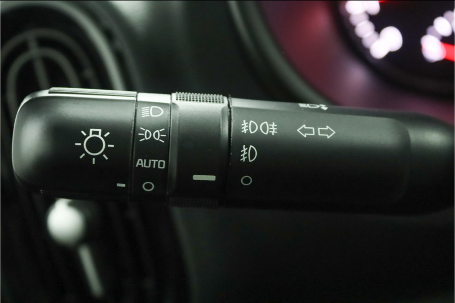 Kia Picanto 1.0 DPi DynamicPlusLine - Apple/Android Carplay - Cruise Control - Climate Control - Navigatie - Lichtmetalen Velgen 15'' - Fabrieksgarantie Tot 2031