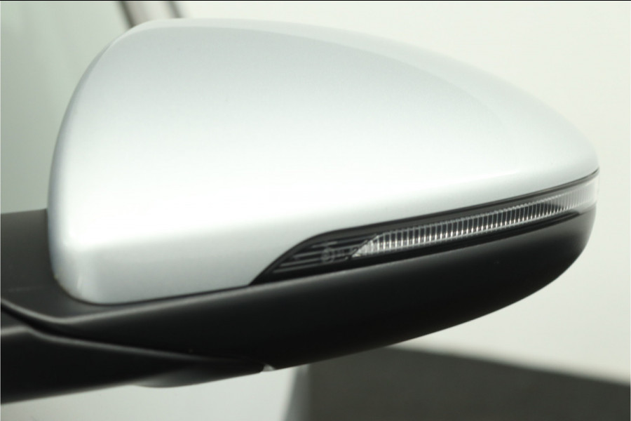 Kia Ceed Sportswagon 1.5 T-GDi DynamicPlusLine - Navigatie - LED Koplampen - Stoel/Stuurverwarming - Climate Control - Cruise Control - Fabrieksgarantie Tot 2031