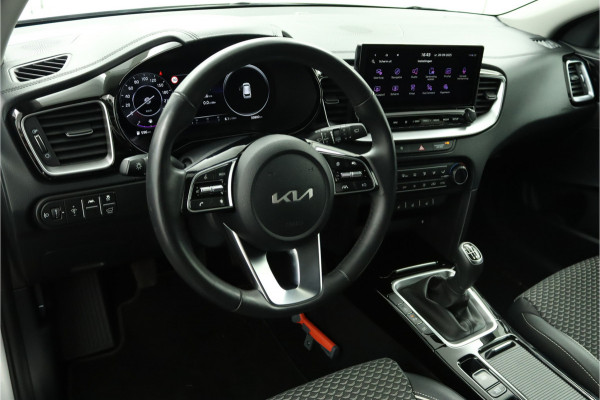 Kia Ceed Sportswagon 1.5 T-GDi DynamicPlusLine - Navigatie - LED Koplampen - Stoel/Stuurverwarming - Climate Control - Cruise Control - Fabrieksgarantie Tot 2031